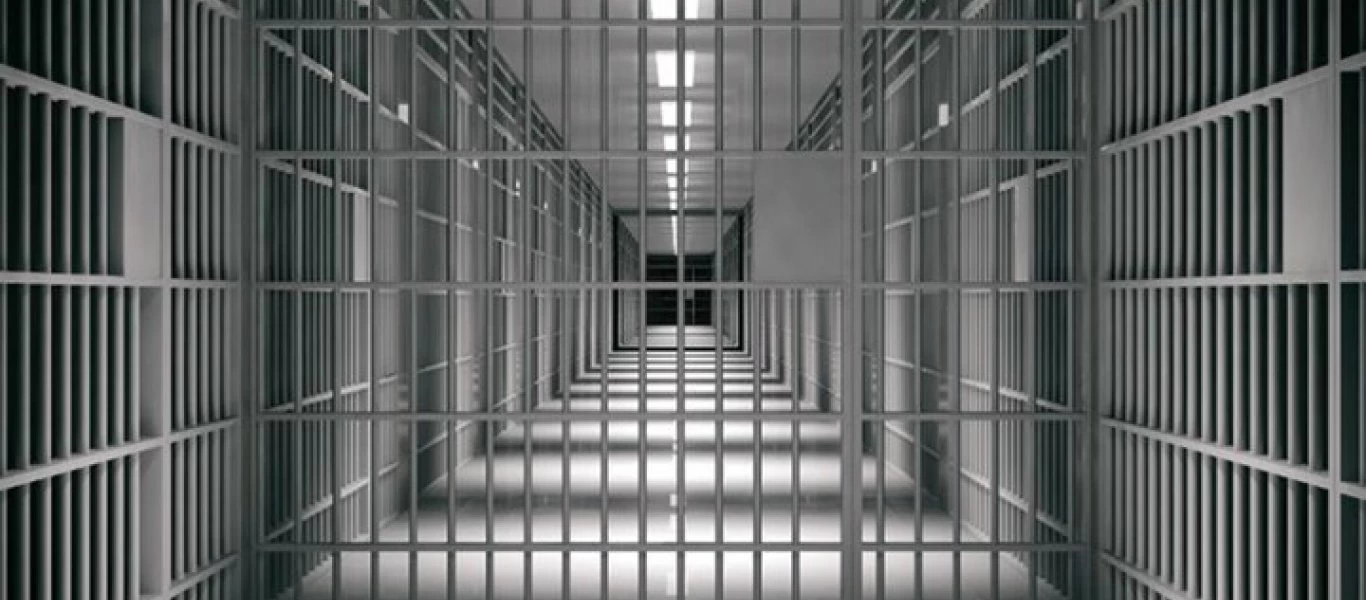 Νέας Υόρκη: Φυλακισμένος έκρυβε αυτοσχέδιο μαχαίρι στο... ρουθούνι του